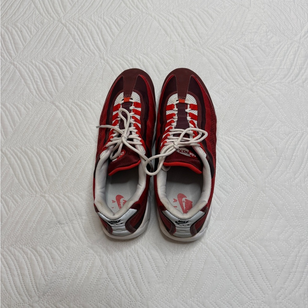 Nike Air Max 95 Jacquard University Red Low Top Athletic Shoes. Size 12 - Picture 5 of 8